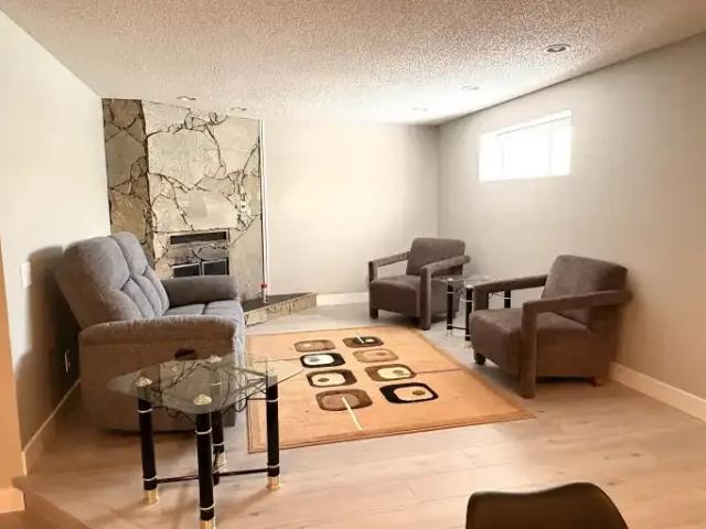 1 Bedroom Apartment Calgary AB 104182794