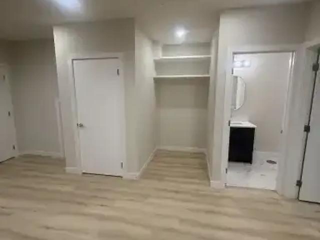 1 Bedroom Apartment Calgary AB 104224377