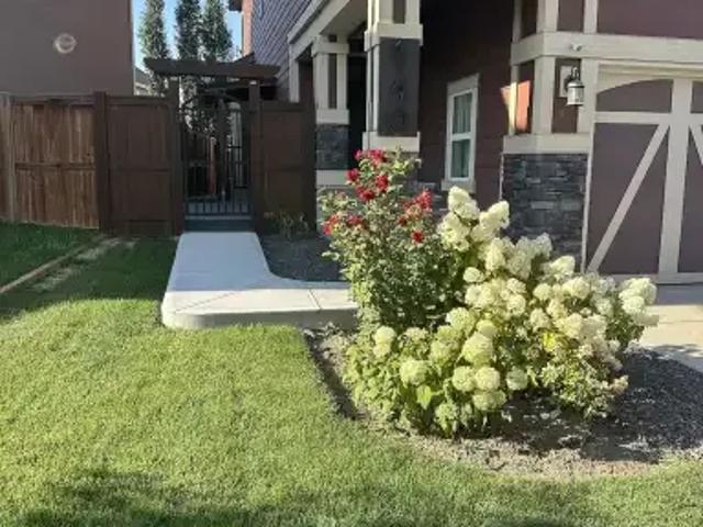 1 Bedroom Apartment Calgary AB 104256976