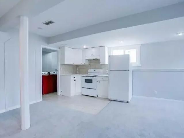 1 Bedroom Apartment Calgary AB 104257291