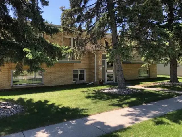 1 Bedroom Apartment Calgary AB 104362764