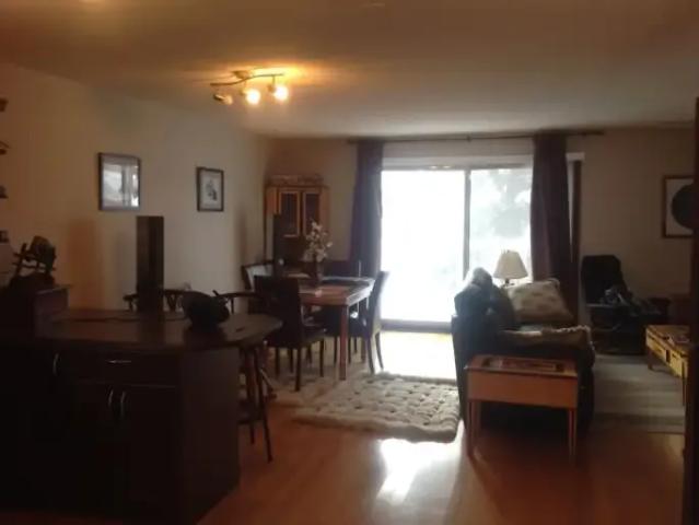 1 Bedroom Apartment Calgary AB 104470368