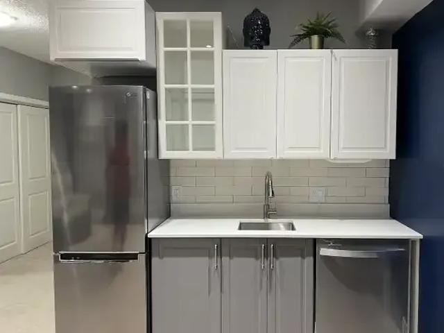 1 Bedroom Apartment Calgary AB 104506871
