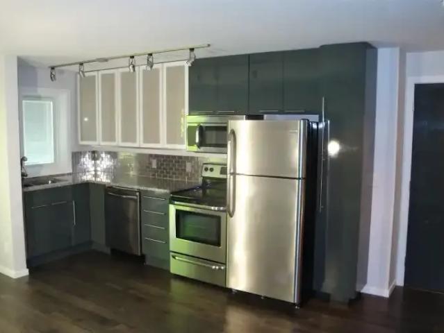 1 Bedroom Apartment Calgary AB 104753717