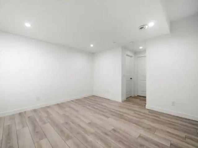 1 Bedroom Apartment Calgary AB 104841923