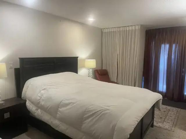1 Bedroom Apartment Calgary AB 105071863