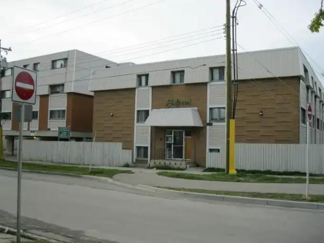 1 Bedroom Apartment Calgary AB 102085657