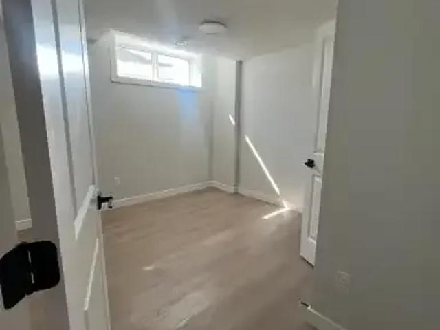 1 Bedroom Apartment Calgary AB 102085776