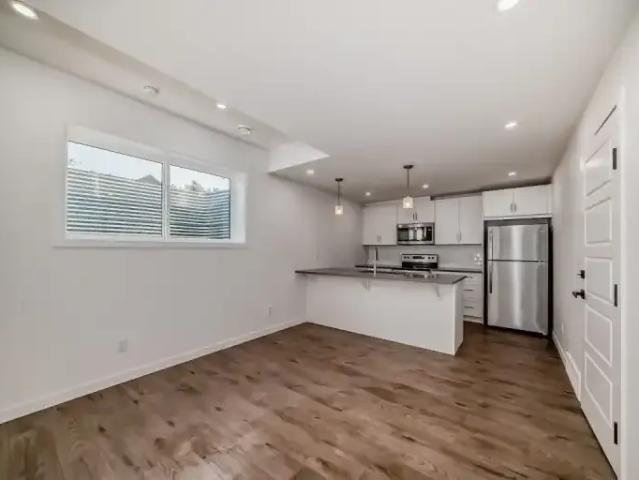 1 Bedroom Apartment Calgary AB 102203813