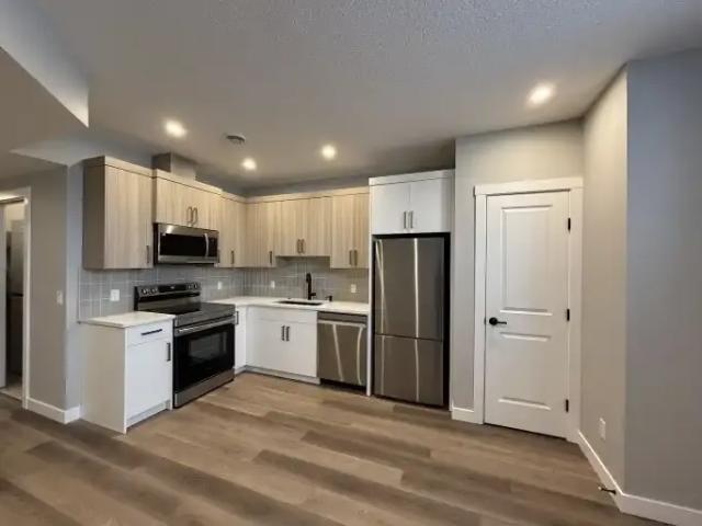 1 Bedroom Apartment Calgary AB 102306400