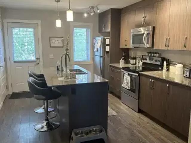 1 Bedroom Apartment Calgary AB 102811679