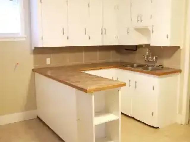 1 Bedroom Apartment Calgary AB 102846096