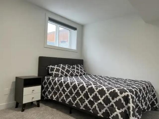 1 Bedroom Apartment Calgary AB 103091087