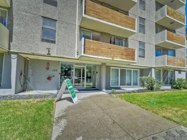 1 Bedroom Apartment Calgary AB 103355146