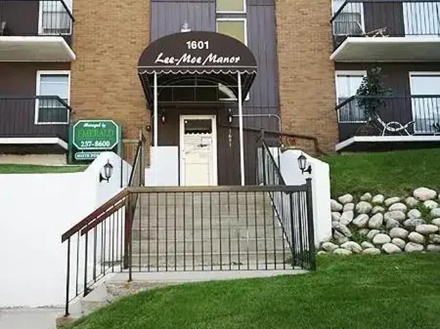 1 Bedroom Apartment Calgary AB 103355277