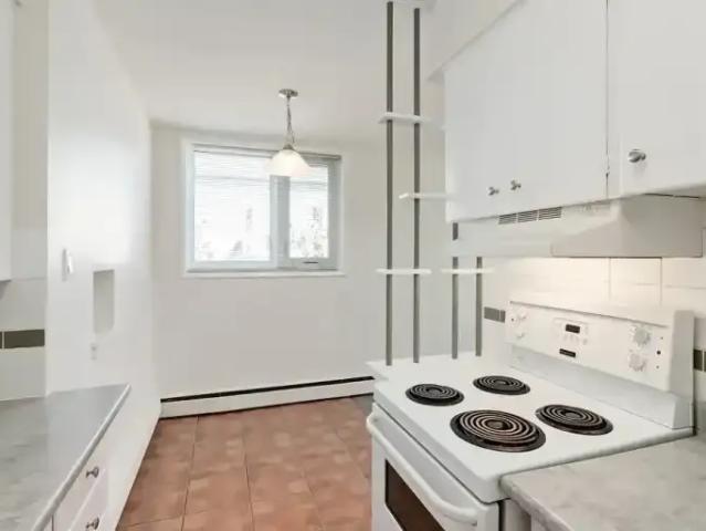 1 Bedroom Apartment Calgary AB 103878669