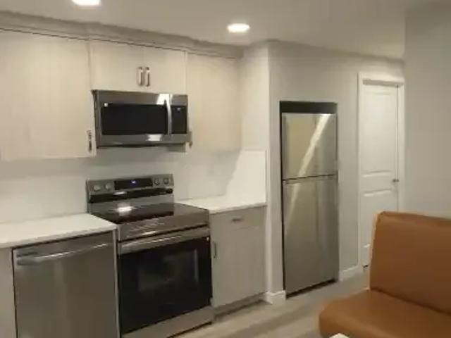 1 Bedroom Apartment Calgary AB 103879157
