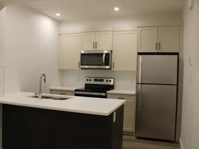 1 Bedroom Apartment Calgary AB 103879452