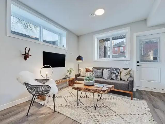 1 Bedroom Apartment Calgary AB 98219597