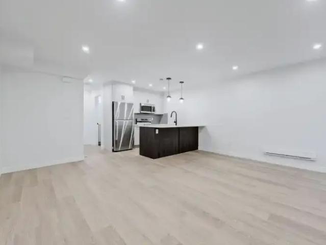 1 Bedroom Apartment Calgary AB LS94937314