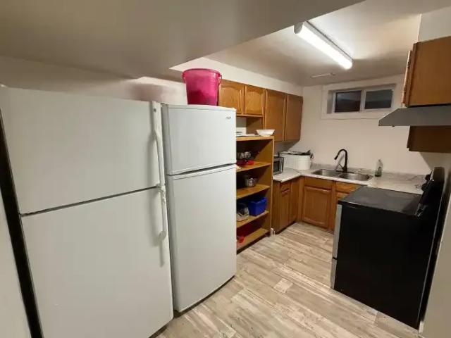 1 Bedroom Apartment Calgary AB LS100120903