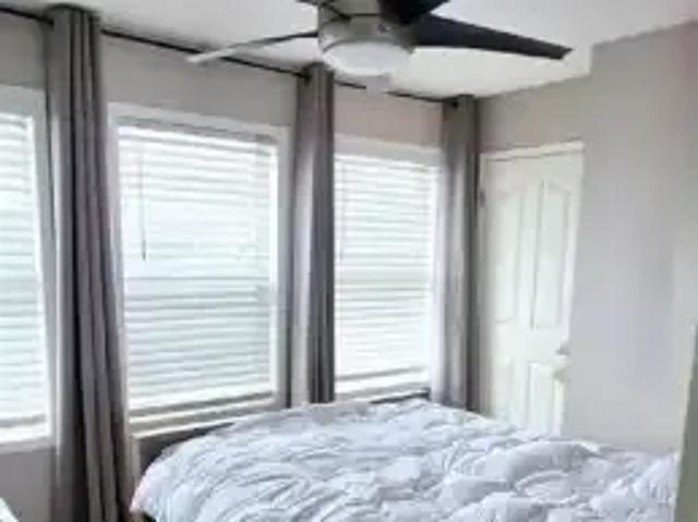 1 Bedroom Apartment Calgary AB LS100170621
