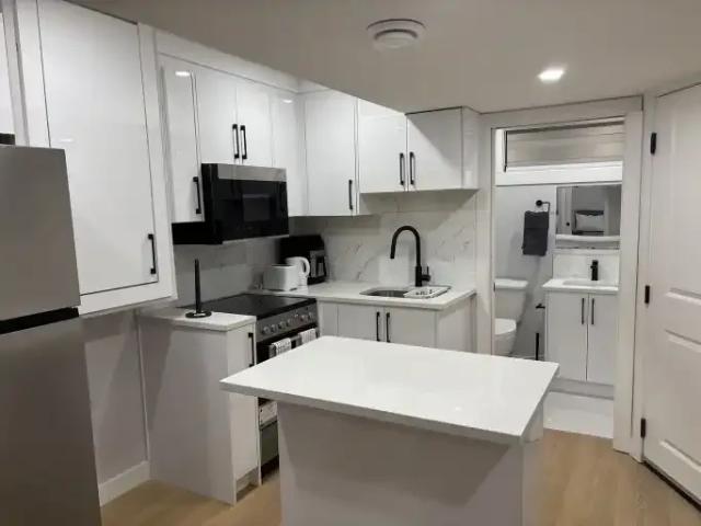 1 Bedroom Apartment Calgary AB LS101612773