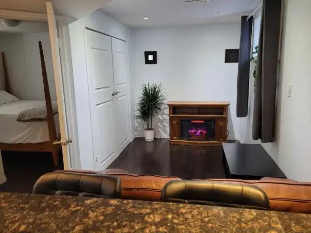 1 Bedroom Apartment Calgary AB LS101089712