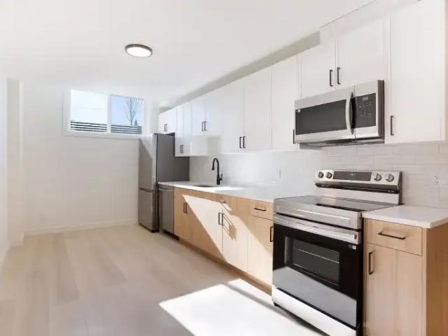 1 Bedroom Apartment Calgary AB LS101216259
