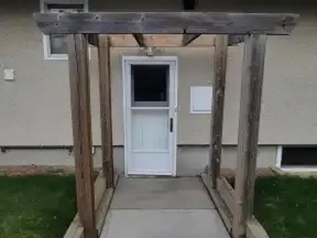 1 Bedroom Apartment Calgary AB LS102587535