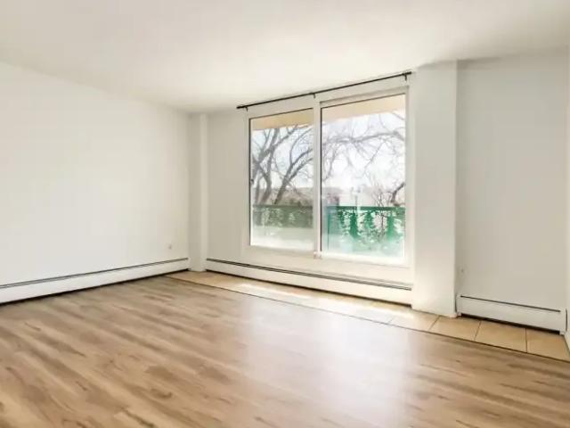 1 Bedroom Apartment Calgary AB LS102051486