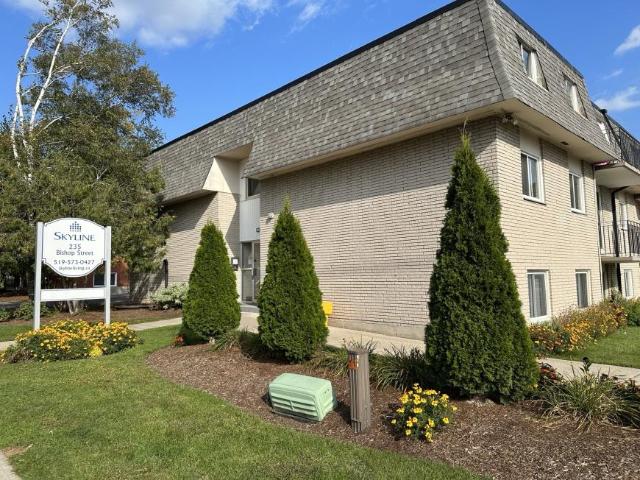 1 Bedroom Apartment Cambridge ON LS101865409
