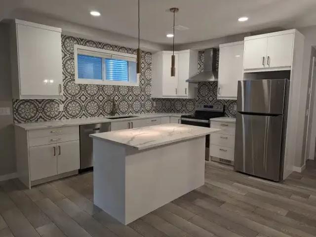 1 Bedroom Apartment Cochrane AB 102845661