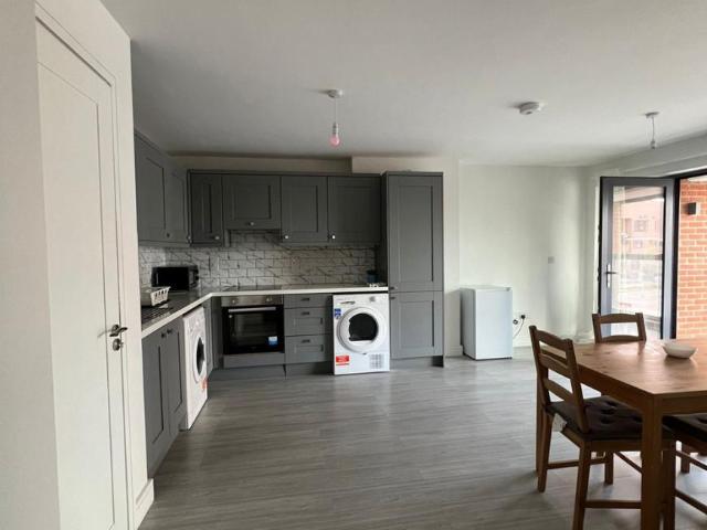 1 Bedroom Apartment Dublin Dublin 87208208