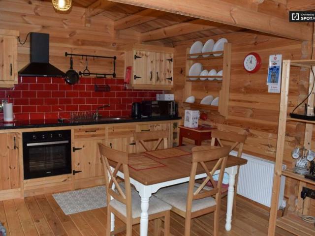 1 Bedroom Apartment Dublin Dublin D04 K642 98922151