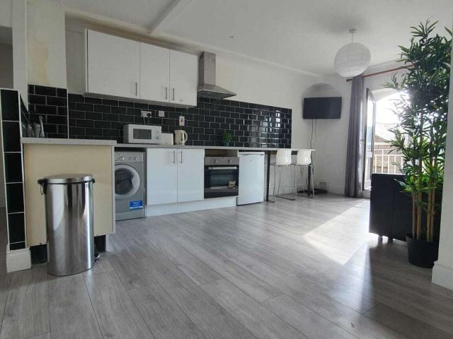 1 Bedroom Apartment Dublin Dublin DUBLIN 8 LS48731561