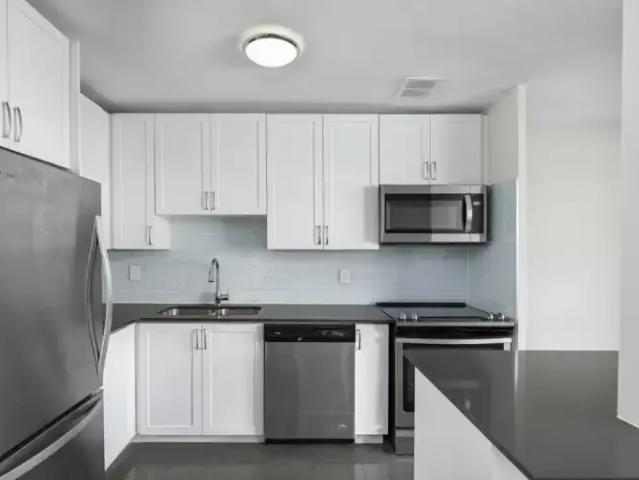 1 Bedroom Apartment Etobicoke ON 104782177