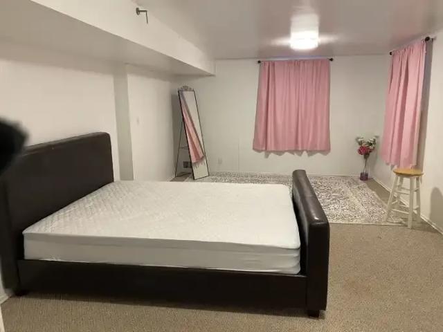 1 Bedroom Apartment Edmonton AB 100228327