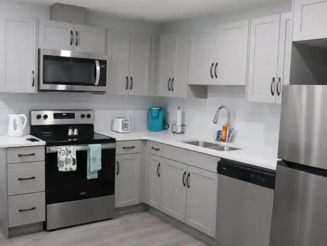 1 Bedroom Apartment Edmonton AB 101773537