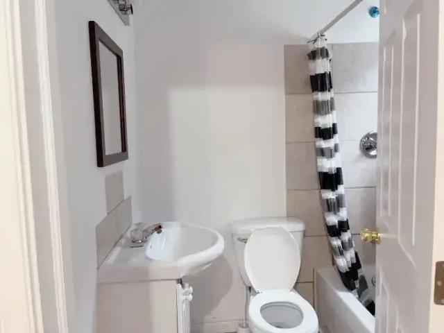 1 Bedroom Apartment Edmonton AB 102394786