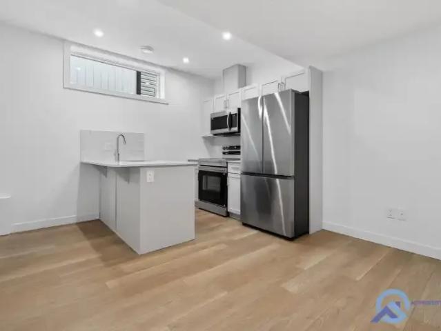 1 Bedroom Apartment Edmonton AB 102306607