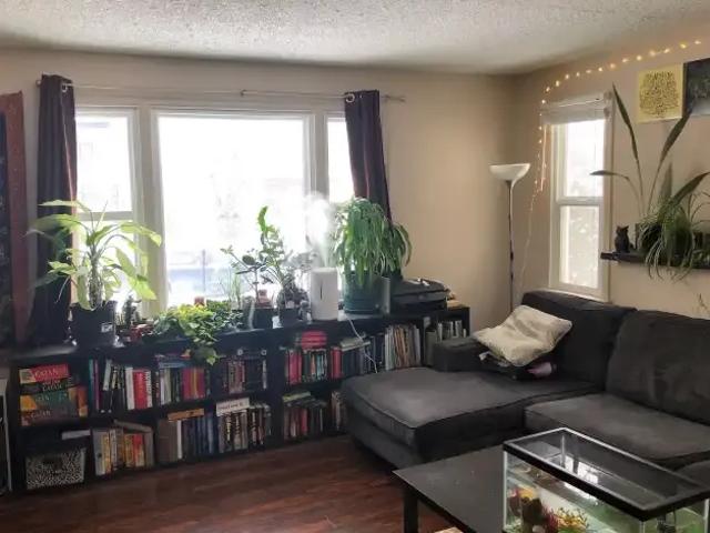 1 Bedroom Apartment Edmonton AB 102701316