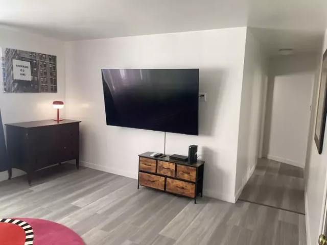 1 Bedroom Apartment Edmonton AB 102844578
