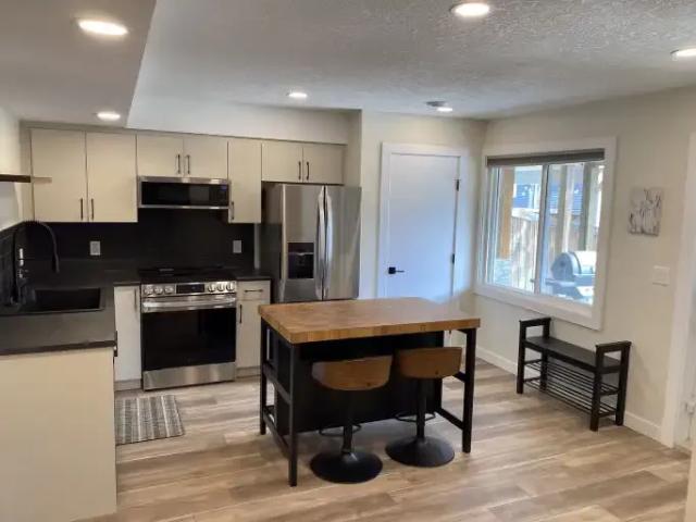 1 Bedroom Apartment Edmonton AB 103179035