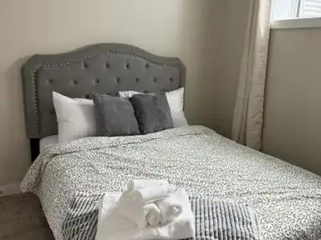 1 Bedroom Apartment Edmonton AB 103355266