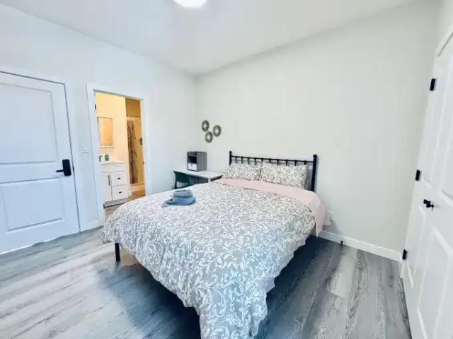 1 Bedroom Apartment Edmonton AB 103594157