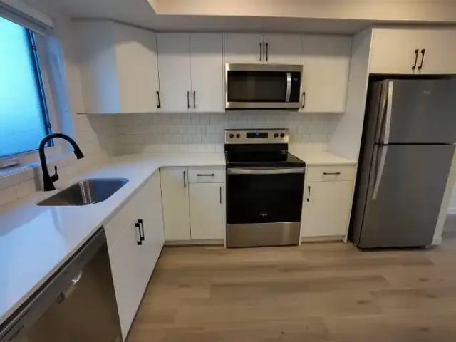 1 Bedroom Apartment Edmonton AB 103695170