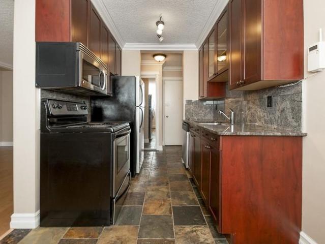 1 Bedroom Apartment Edmonton AB 104066489