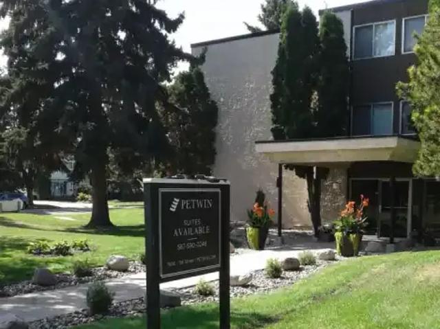1 Bedroom Apartment Edmonton AB 104179025