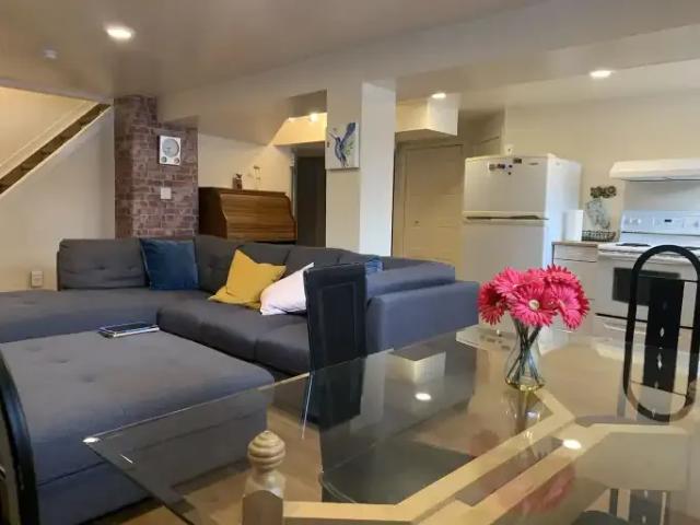 1 Bedroom Apartment Edmonton AB 104180471